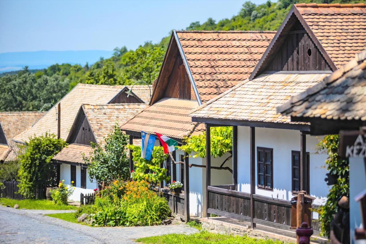 Lankas Vendeghaz - Holloko Villa Exteriör bild